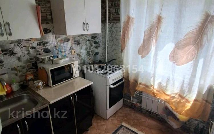 1-комнатная квартира · 34 м² · 1/5 этаж, 12-й мкр. 18 за 7.5 млн ₸ в Караганде — фото 8