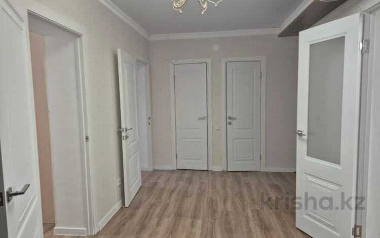 3-бөлмелі пәтер · 82.6 м² · 2/9 қабат, мкр. Алтын орда, бағасы: 36 млн ₸ в Актобе — фото 2