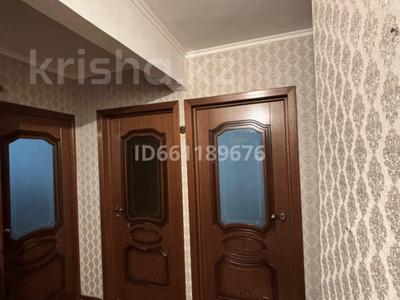 4-комнатная квартира · 80 м² · 2/5 этаж, 18-й микрорайон, 18-й микрорайон 19 — Рыскулова за 29.9 млн ₸ в Шымкенте, Аль-Фарабийский р-н