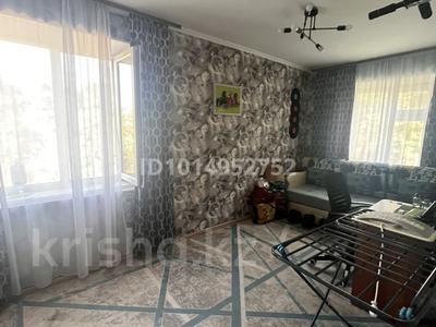2-бөлмелі пәтер · 45 м² · 4/5 қабат, Акбулак ш/а. 19, бағасы: 11.9 млн ₸ в Таразе, мкр Акбулак