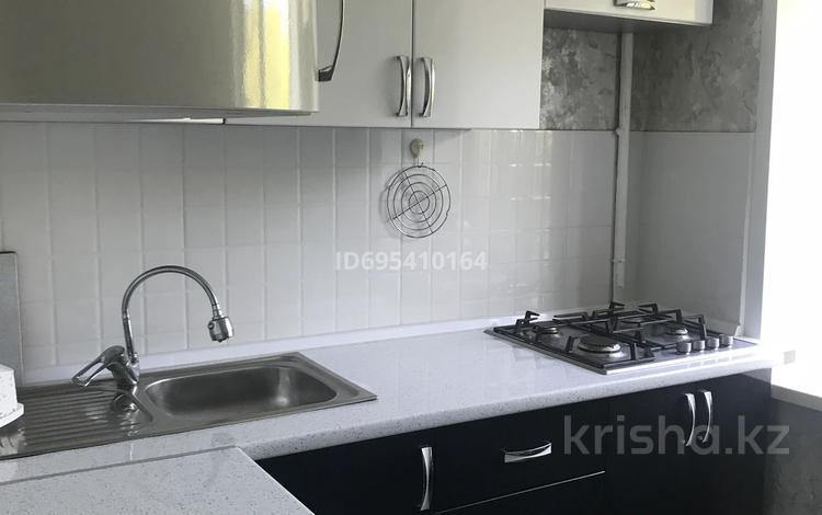 3-бөлмелі пәтер · 59.9 м² · 4/5 қабат, Пичугина 242 — Клиника Аланда, бағасы: 20.5 млн ₸ в Караганде, Казыбек би р-н — фото 2