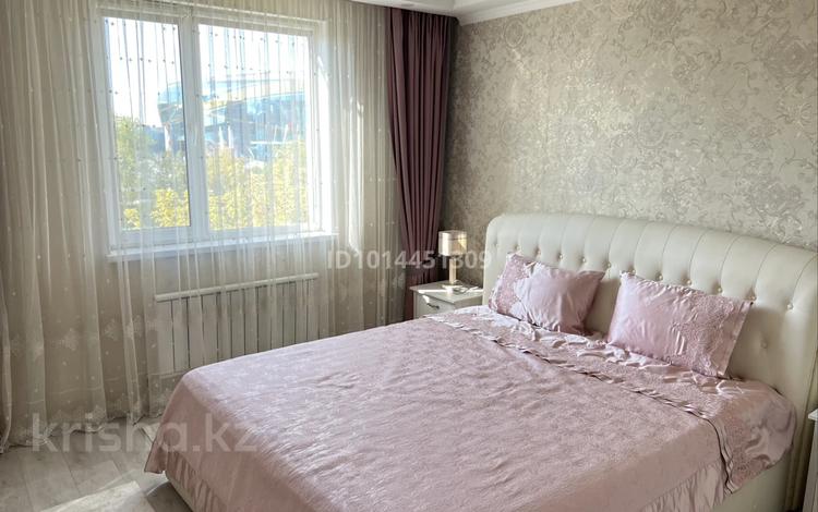2-комнатная квартира · 58 м² · 4/12 этаж, мкр Акбулак, 1-я улица — Алматы Арена за 300 000 ₸ в Алатауский р-н — фото 2