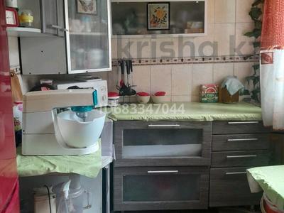 3-бөлмелі пәтер · 57 м² · 4/4 қабат, мкр Алмагуль, Серкебаева — Серкебаева уг Тимирязева, бағасы: 43.5 млн ₸ в Алматы, Бостандыкский р-н