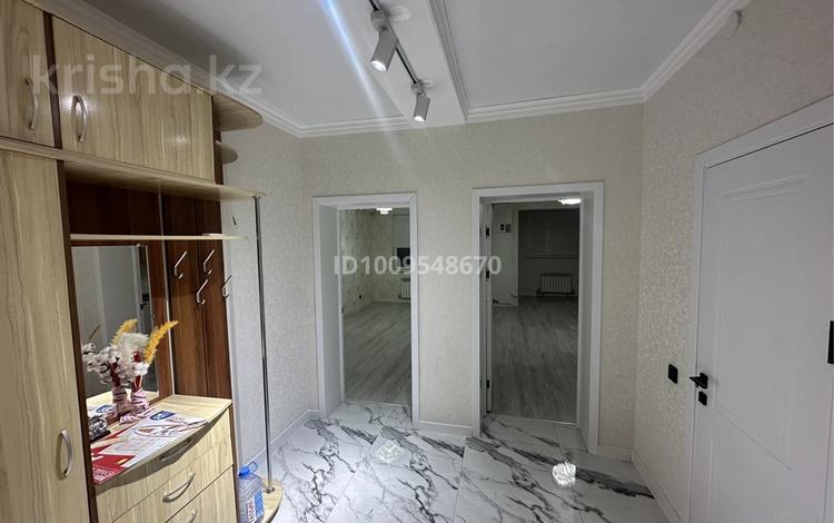1-комнатная квартира · 46 м² · 4/5 этаж, мкр Нуртас 48 за 140 000 ₸ в Шымкенте, Каратауский р-н — фото 2