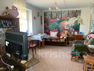 2-комнатная квартира · 43 м² · 3/5 этаж, проспект Республики 103 за 5.5 млн 〒 в Темиртау