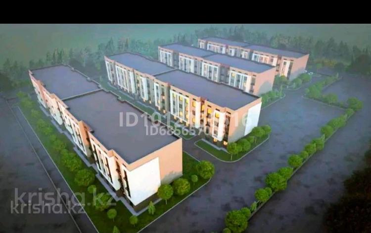 2-комнатная квартира · 76 м² · 1/4 этаж, мкр Сарыкамыс-2, Жарык 14 за 23 млн ₸ в Атырау — фото 2