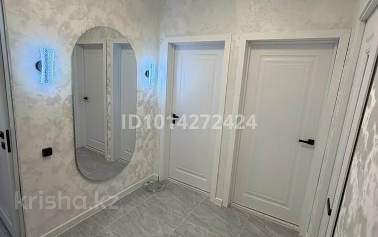 2-комнатная квартира · 54.1 м² · 1/5 этаж, Чернышевского 1а 1 за 25 млн ₸ в Боралдае (Бурундай), мкр Водник-1 — фото 2