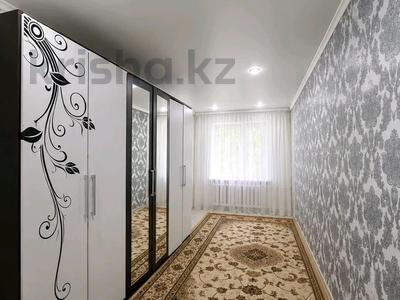 2-комнатная квартира · 45 м² · 5/5 этаж, Матросова за 13.8 млн ₸ в Уральске