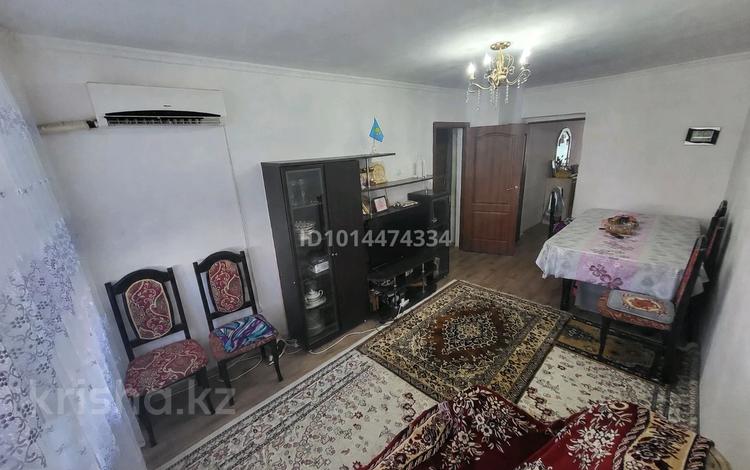 2-бөлмелі пәтер · 44 м² · 5/5 қабат, Микрорайон Шұғыла 26 — Находится возле статуи Бухарбая Батыра, бағасы: 9 млн ₸ в  — фото 2