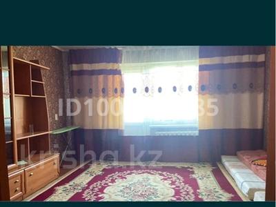 Продажа квартир в Восточно-Казахстанской обл.: 4-комнатная квартира · 74.4 м² · 5/5 этаж, 2 микрорайон 3 за 5 млн 〒 4-комнатная квартира · 74.4 м² · 5/5 этаж, 2 микрорайон 3 за 5 млн 〒 в Шульбинске