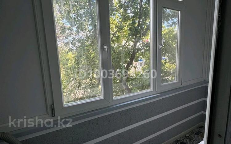 1-бөлмелі пәтер · 35 м² · 3/5 қабат, Айтиева 87 — Хиуаз Доспанова, бағасы: 12 млн ₸ в Уральске, мкр Школьник — фото 2