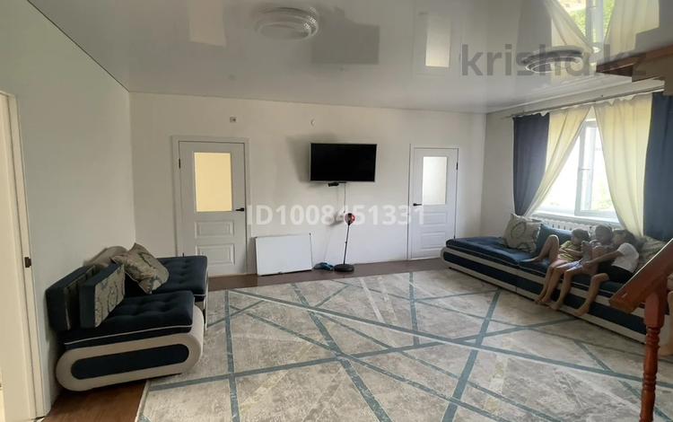 Жеке үй · 6 бөлме · 240 м² · 8 жүзд., Батыр Баян 168, бағасы: 30 млн ₸ в Жаналык (Талгарский район) — фото 2