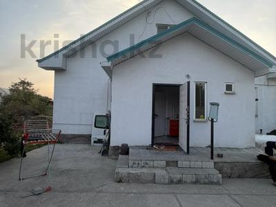 Жеке үй · 7 бөлме · 180 м² · 8 жүзд., Аспандияра 6 — Аспандияра 3, бағасы: 50 млн ₸ в Боралдае (Бурундай), мкр Водник-1