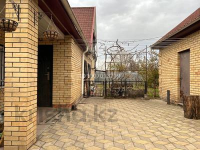 Отдельный дом · 4 комнаты · 112 м² · 4.5 сот., Ленинградская за 75 млн 〒 в Костанае