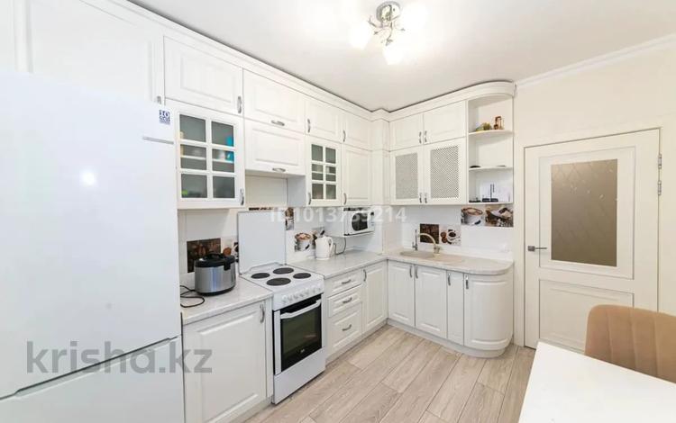 3-комнатная квартира · 72 м² · 13/14 этаж, Айнакол 56/1 — Жумабаева-Кошкарбаева за ~ 38 млн ₸ в Астане, Алматы р-н — фото 2