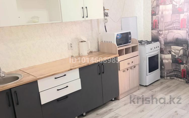 1-бөлмелі пәтер · 40 м² · 3/9 қабат, Шұғыла ш/а. 341/2 корпус 3 — проспект Алатау ул Сабденова, бағасы: 25.5 млн ₸ в Алматы, Наурызбайский р-н — фото 2
