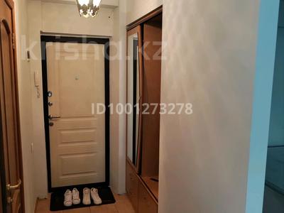 1-бөлмелі пәтер · 38 м² · 3/5 қабат, мкр Самал-3 28 — ул. Кажымукана, уг.ул. Мендикулова, бағасы: 300 000 ₸ в Алматы, Медеуский р-н