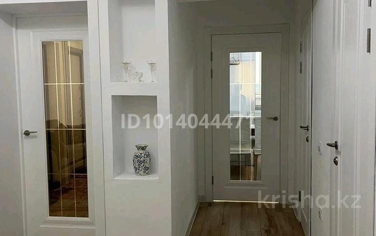 3-комнатная квартира · 76.6 м² · 4/5 этаж, жилой массив Есет Батыр 51 — Напротив торгового дома Айман за 23.5 млн ₸ в Актобе — фото 2