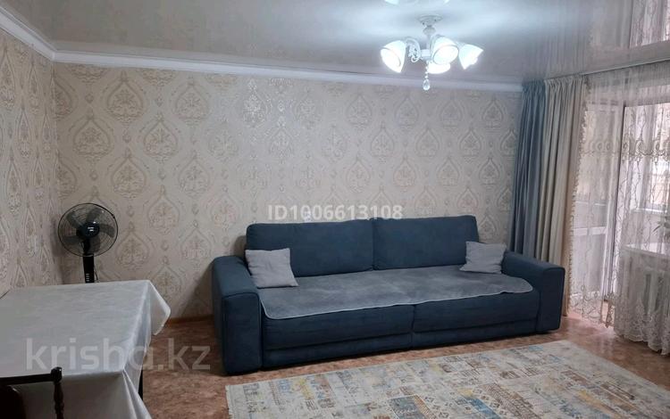 3-бөлмелі пәтер · 73 м² · 1/5 қабат, Кутжанова 36 — 29 школа, бағасы: 33 млн ₸ в Семее — фото 2