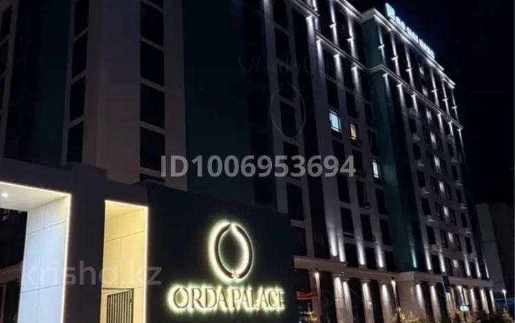 1-комнатная квартира · 55 м² · 4/10 этаж, мкр. Алтын орда, Мкр Батыс-2 11Б за 400 000 ₸ в Актобе — фото 2