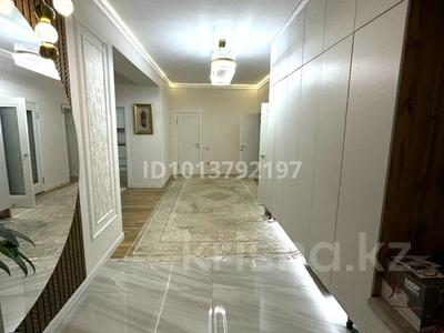 4-комнатная квартира · 160 м², 20-й мкр 16-17 за ~ 70 млн ₸ в Актау