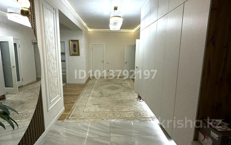 4-комнатная квартира · 160 м², 20-й мкр 16-17 за ~ 70 млн ₸ в Актау — фото 2