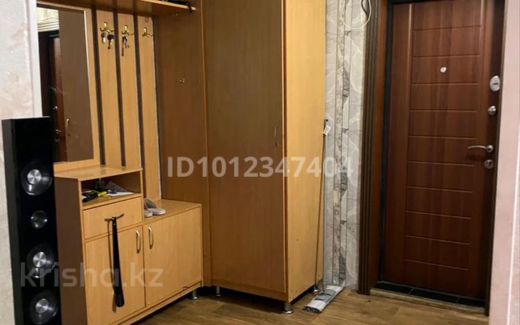 3-бөлмелі пәтер · 62.8 м² · 3/5 қабат, Маяковского 6, бағасы: 25 млн ₸ в Усть-Каменогорске — фото 2