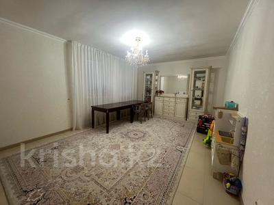 Отдельный дом · 5 комнат · 188 м² · 11 сот., мкр Уркер за 77 млн ₸ в Астане, Нура р-н