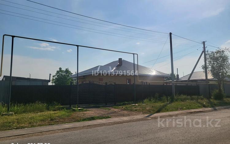 Отдельный дом · 4 комнаты · 120 м² · 10 сот., Абая Кунанбаева 27 за 35 млн ₸ в  — фото 2