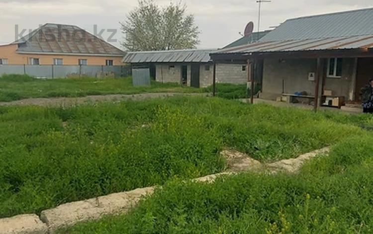 Отдельный дом · 3 комнаты · 60 м² · 10 сот., Кунаева 1 е — Срочная продажа дома .Находится в п.Междуречинск.Удобен для строительв за 18.5 млн ₸ в Междуреченске — фото 2