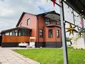 Дом · 5 комнат · 290 м², мкр 20-й 122 — 150 за 100 000 ₸ в Алматы, Алатауский р-н