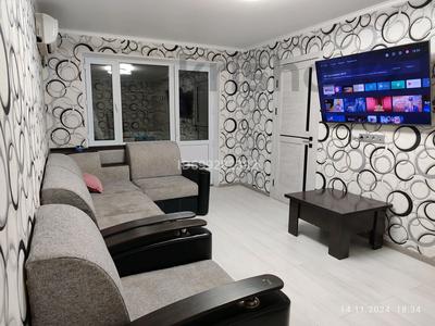 Продажа квартир в Улытау обл.: 3-комнатная квартира · 46.7 м² · 5/5 этаж, Есенберлина 23 — Рядом с Акиматом за 12.5 млн 〒 3-комнатная квартира · 46.7 м² · 5/5 этаж, Есенберлина 23 — Рядом с Акиматом за 12.5 млн 〒 в Жезказгане