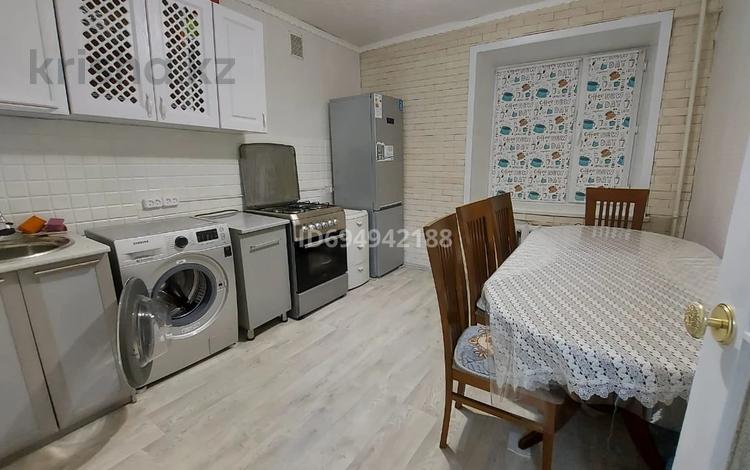 1-комнатная квартира · 38.5 м² · 2/5 этаж, А.Затаевича — Рядом с т.д.Таир за 12.2 млн ₸ в Караганде, Казыбек би р-н — фото 2