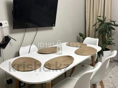 2-бөлмелі пәтер · 76 м² · 13/19 қабат, Брусиловского 167, бағасы: 400 000 ₸ в Алматы, Алмалинский р-н