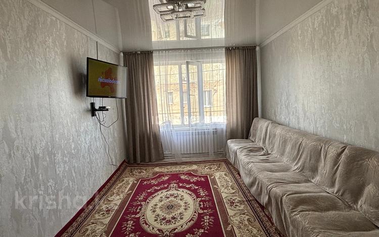 3-комнатная квартира · 61 м² · 2/2 этаж, мкр Михайловка , Мкр Михайловка Охотская 36 — Бадина за 10 млн ₸ в Караганде, Казыбек би р-н — фото 2