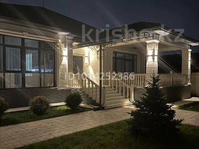 Отдельный дом · 6 комнат · 200 м² · 8 сот., Халифа Алтай за 150 млн ₸ в 