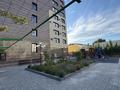 2-бөлмелі пәтер · 90 м², Ауезова 3, бағасы: 39 млн ₸ в  — фото 12