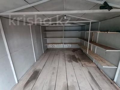 Гараж · 18 м² · Абылайхана — Рядом банный комплекс Алтай, бағасы: 65 000 ₸ в Астане, Алматы р-н