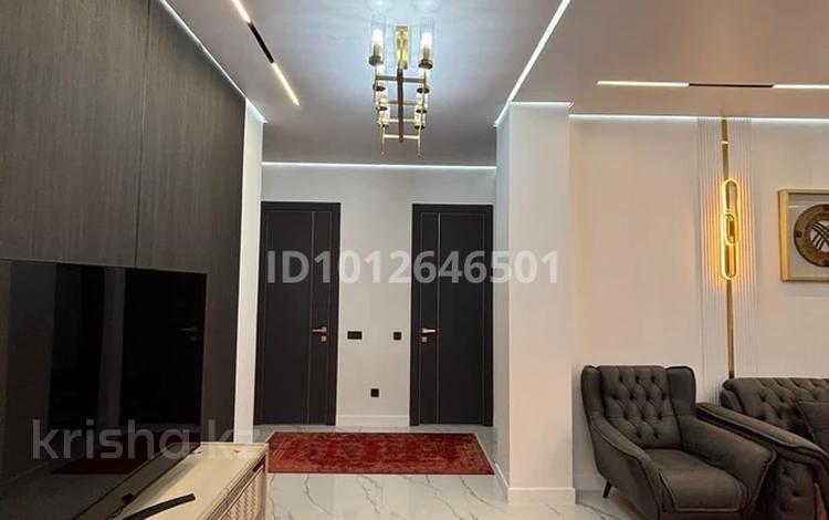 3-бөлмелі пәтер · 100 м² · 9/9 қабат, мкр Нурсая, Абулхайыр хана 74-9, бағасы: 70 млн ₸ в Атырау — фото 2