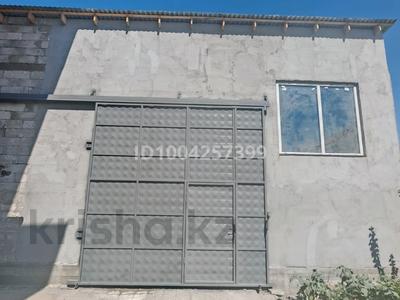 Өнеркәсіптік база · 200 сотық, Алғабас ш/а., Илияшев 40 — Рысқулов Оңғарсынва, бағасы: 600 000 ₸ в Алматы, Алатауский р-н