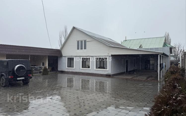 Отдельный дом · 7 комнат · 180 м² · 8 сот., Ақ жазық 10Б за 50 млн 〒 в  — фото 2