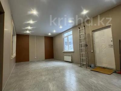 Еркін, кеңселер, фитнес және спорт, білім орталықтары, конференц-залдар, кабинеттер және жұмыс орындары, студиялар · 270 м², бағасы: 1.7 млн ₸ в Алматы, Алмалинский р-н
