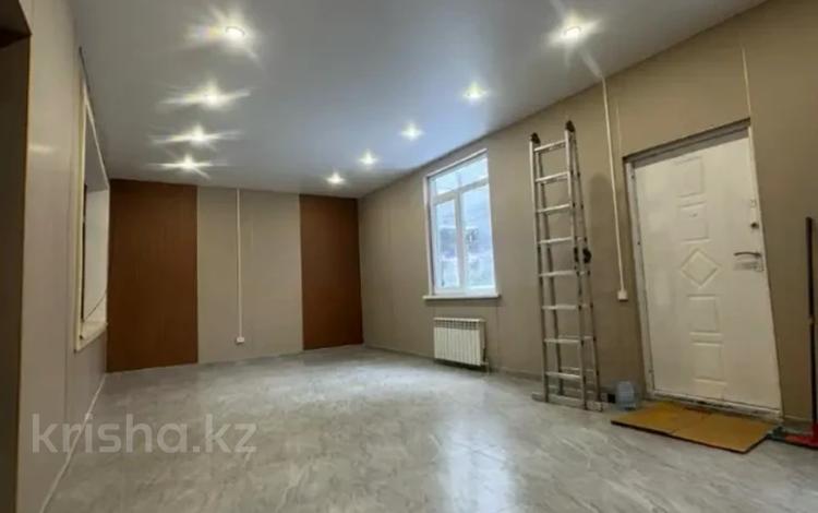 Еркін, кеңселер, фитнес және спорт, білім орталықтары, конференц-залдар, кабинеттер және жұмыс орындары, студиялар · 270 м², бағасы: 1.7 млн ₸ в Алматы, Алмалинский р-н — фото 2
