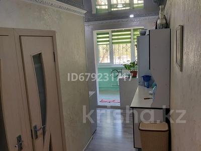 2-бөлмелі пәтер · 55 м² · 1/5 қабат, Телецентр 7 — Сатпаева телецентр, бағасы: 16 млн ₸ в Таразе