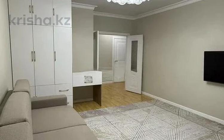 2-бөлмелі пәтер · 80 м² · 9/17 қабат, Егизбаева 3, 5 — Каныша Сатпаева, бағасы: 67.5 млн ₸ в Алматы, Бостандыкский р-н — фото 2