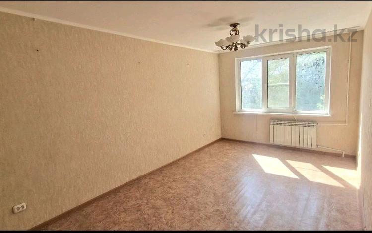 3-бөлмелі пәтер · 63 м² · 3/5 қабат, Абулхаир хана 153 — магаз.Жайык, Детская больница., бағасы: 18.5 млн ₸ в Уральске — фото 2