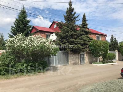Продажа домов и дачи в Павлодарской обл.: Отдельный дом · 5 комнат · 203.3 м² · 13.8 сот., Толстого — Толстого-Степная за 73 млн 〒 Отдельный дом · 5 комнат · 203.3 м² · 13.8 сот., Толстого — Толстого-Степная за 73 млн 〒 в Экибастузе
