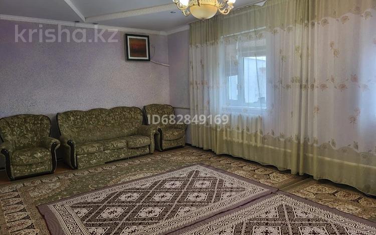 Отдельный дом • 6 комнат • 250 м² • 16 сот., Сарсенова 18 за 18 млн 〒 в  — фото 2