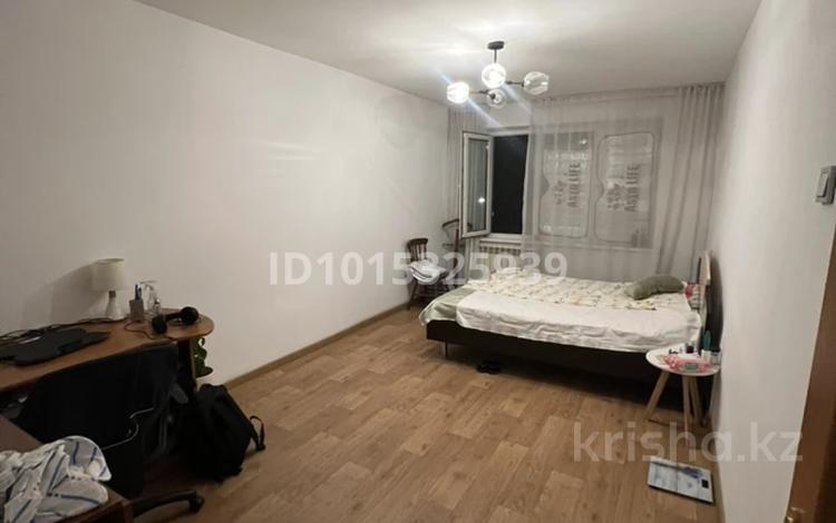 3-бөлмелі пәтер · 64.5 м² · 4/5 қабат, Ауезова 65, бағасы: 55 млн ₸ в Алматы, Алмалинский р-н — фото 2