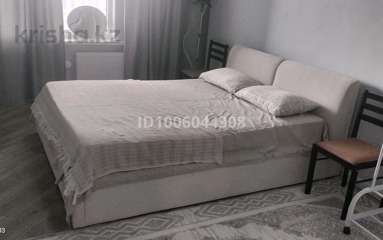 1-комнатная квартира · 50 м² · 14/14 этаж, Абикен Бектурова за 14 000 ₸ в Астане, р-н Байконур — фото 2